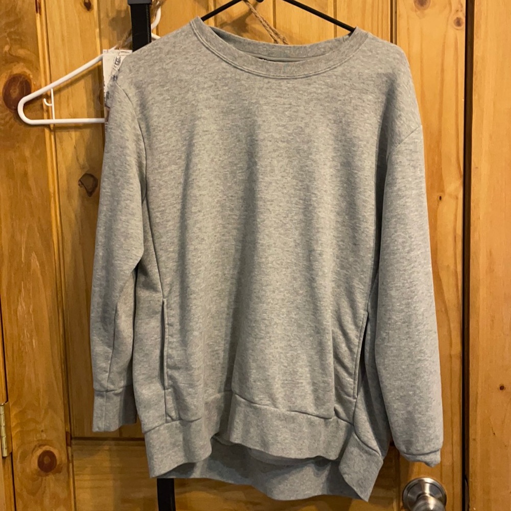 Grey Nike crew neck